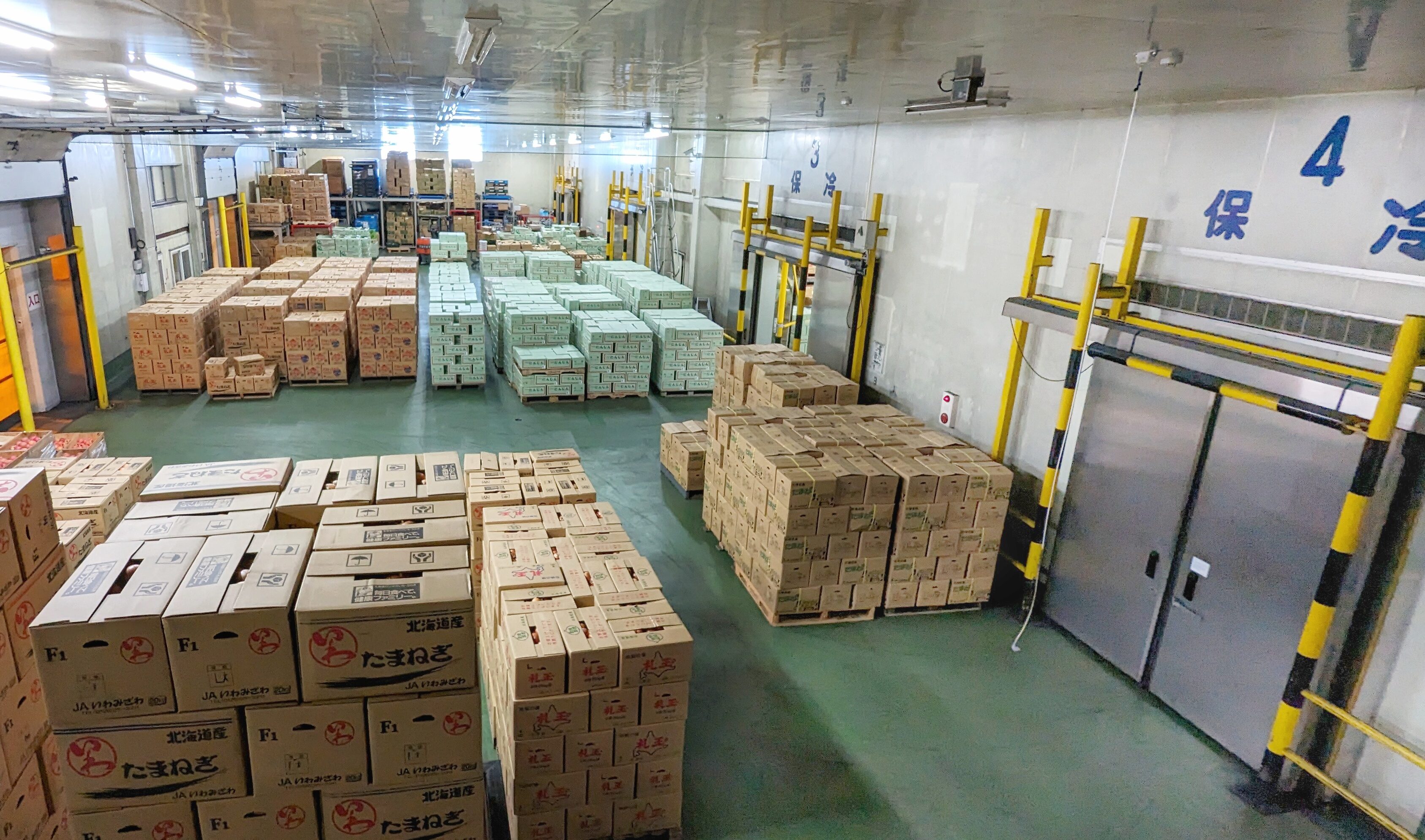 八戸青果センター　フロア
